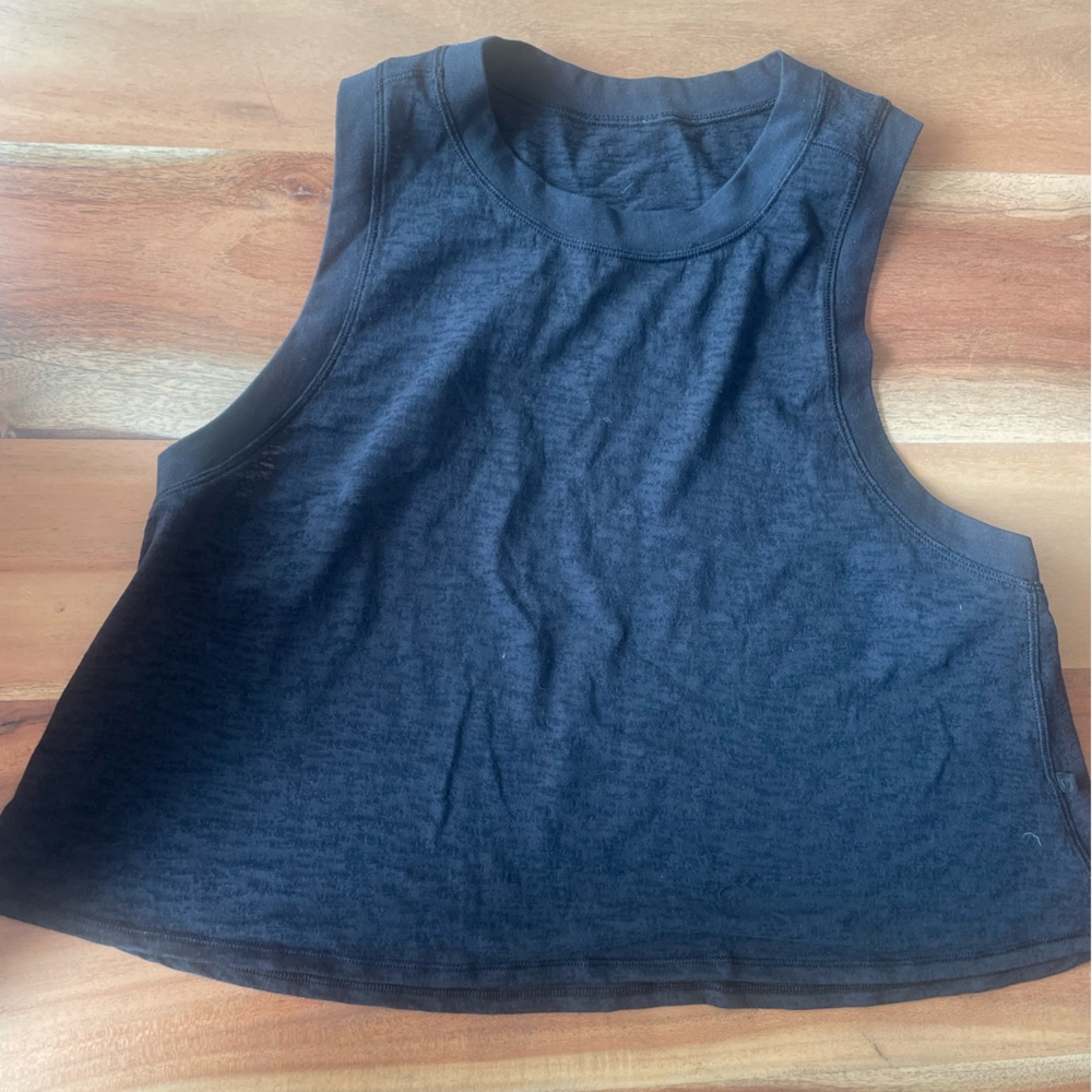 lululemon lightest cropped tank